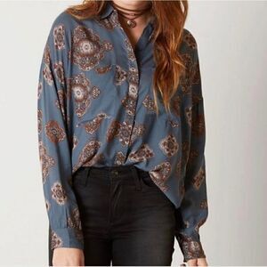 Amuse Society Teal Blue Green Printed Button Down Long Sleeve Shirt Top L